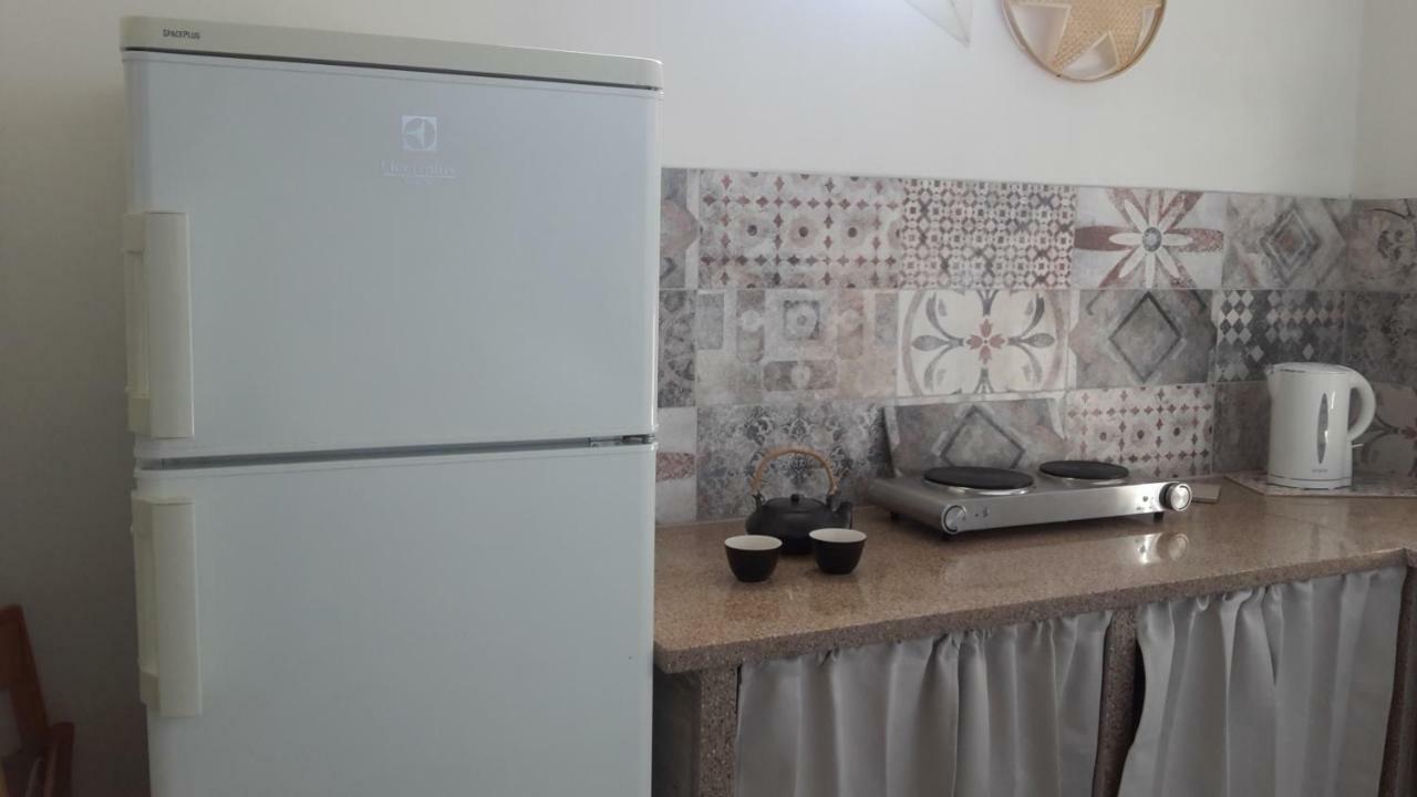 Lu Santu Villa Campi Salentina Exteriör bild
