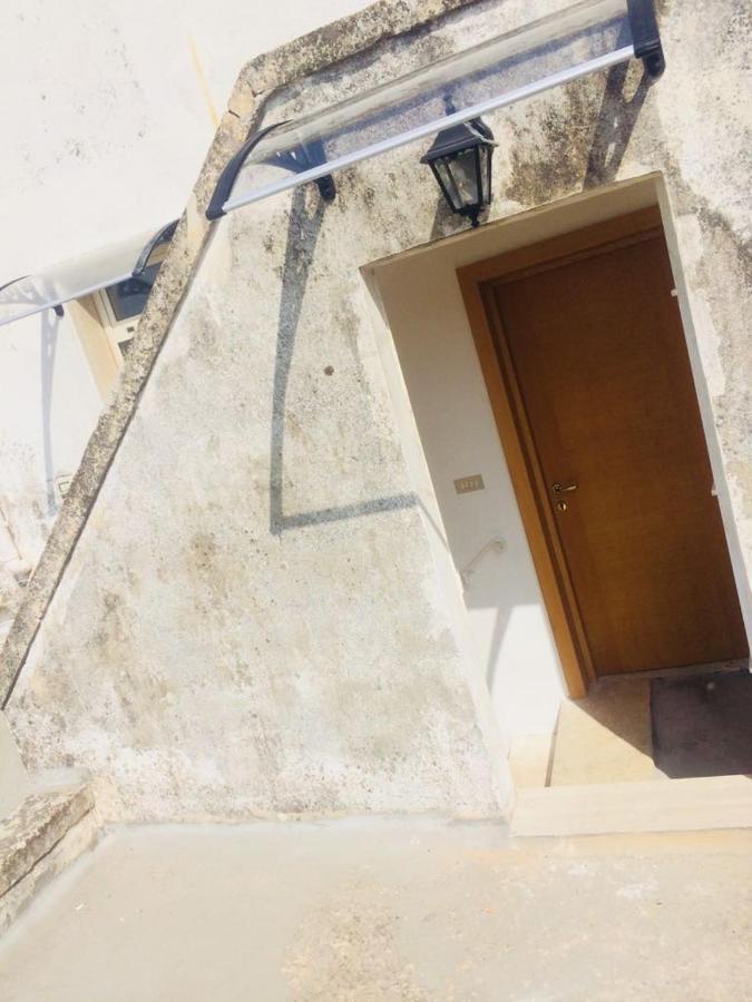 Lu Santu Villa Campi Salentina Exteriör bild